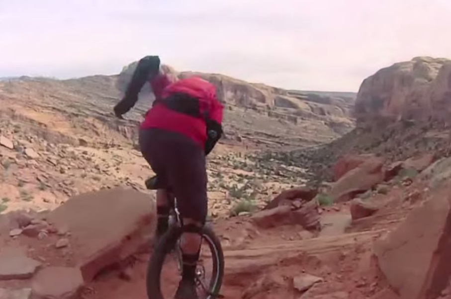 ������ֻ���ŵ��ֵĵ�������������Ī������ɽ��ضγ�������