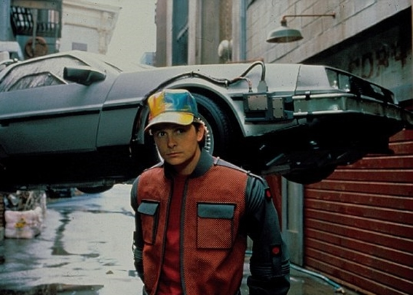 ��Ӱ�еķ��쳵(ͼ)����δ����ʵ���ռ���