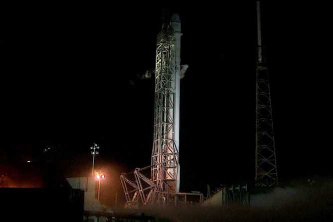 美国航天企业“SpaceX”将首次发射一枚可回收火箭