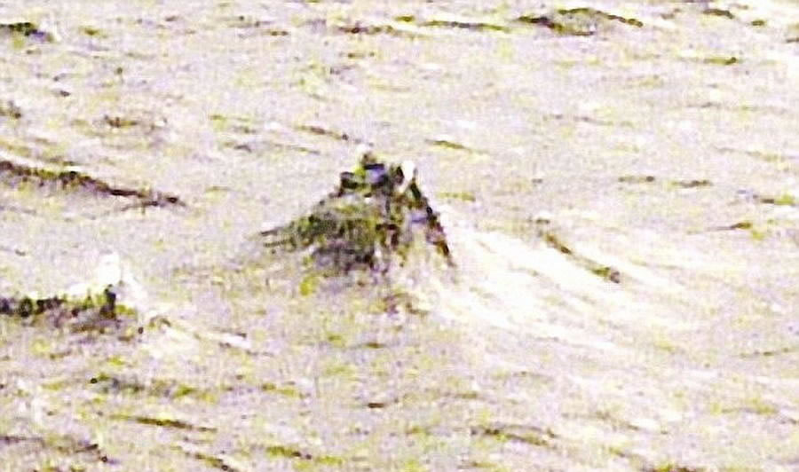 超自然研究员乔纳森-布赖特拍摄这张照片,他深信尼斯湖水怪真实存在。