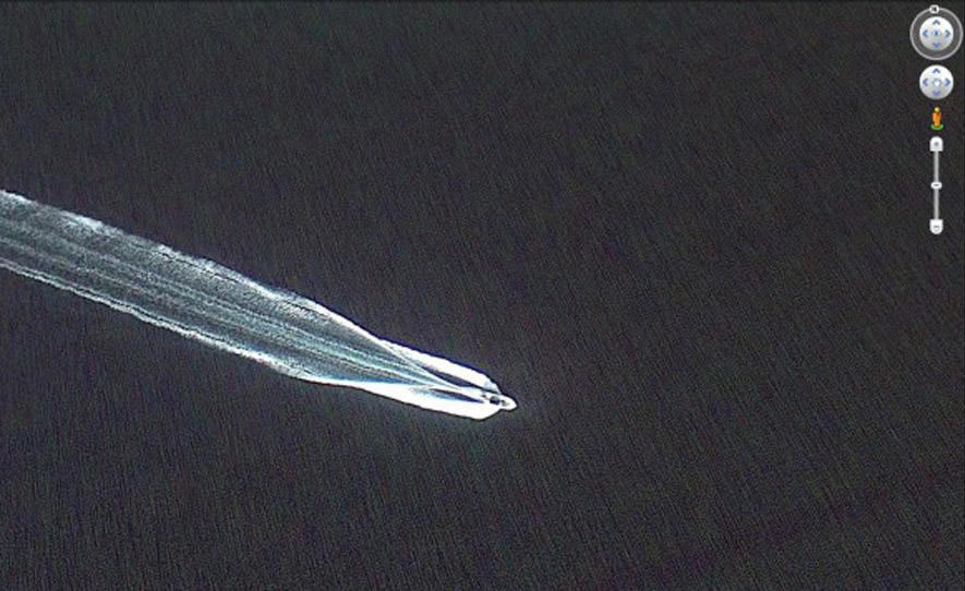 事实表明,在卫星地图上看到的水怪相当一部分是尼斯湖中的游艇,但也有很多是目前无法解释的现象。