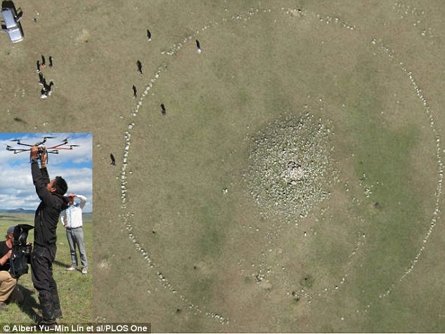 这些遗址包括可追溯到青铜时代到蒙古时期的圆形石堆墓和矩形古坟等。这个规模宏达大的搜索计划还发现许多古老的巨石和古城防御工事。尽管研究人员检查了他们识别的遗址,但