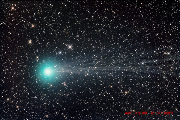 洛夫乔伊彗星C/2014 Q2(Lovejoy)」在1月亮度上升至4-5星等。(图/黄荣正先生摄影,台北天文馆提供)