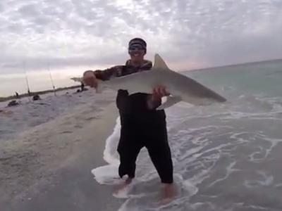 太阳系距离我们最远的矮行星妊神星表面被透明