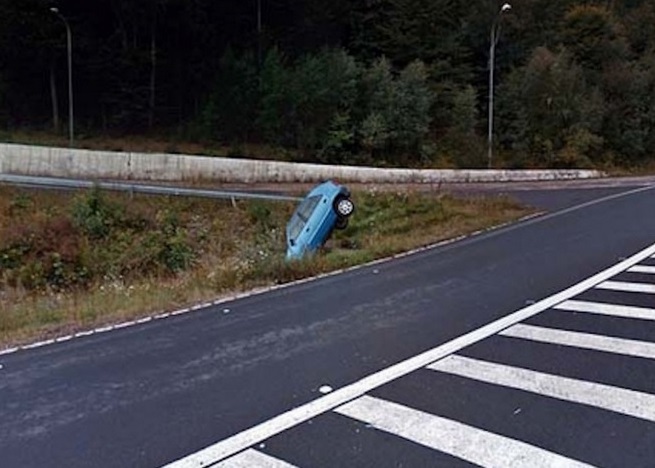 һ����ʧ�£��ӽ���ֱ����·�߲ݶѡ�