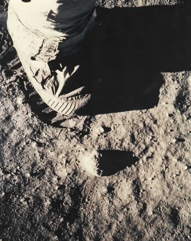 阿尔德林在月球上的足印