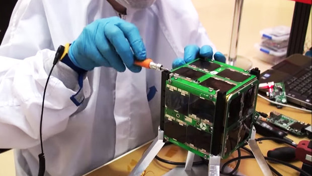 巴西微型人造卫星AESP-14从国际空间站成功释放进入太空轨道