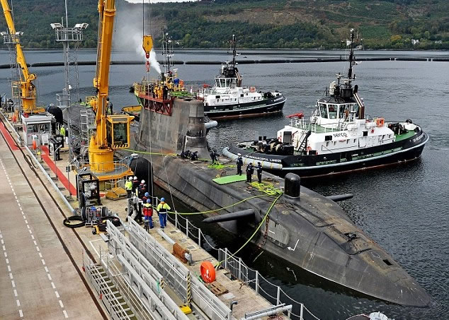 法斯兰泊有英军核潜艇