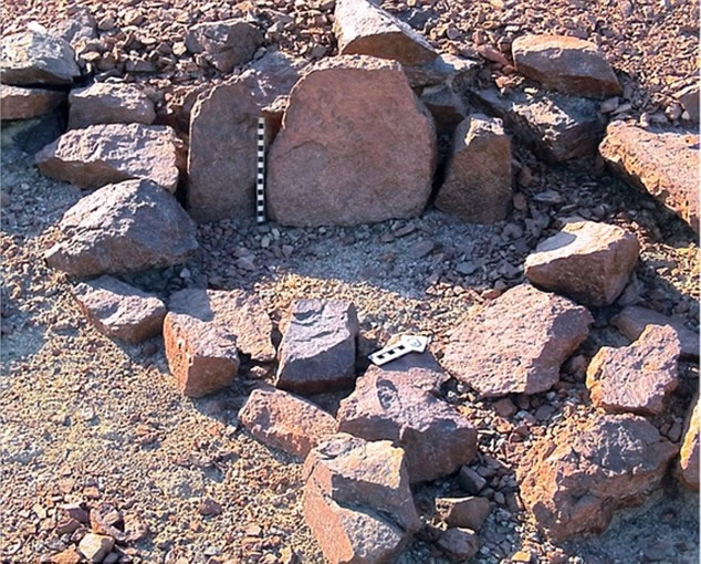 遗址内藏大批石雕