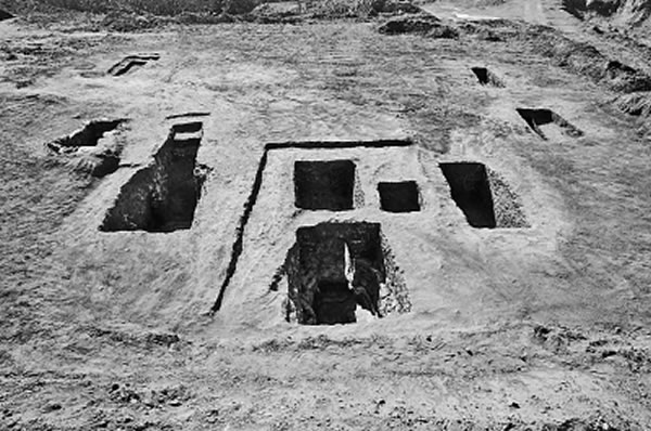 ���ɹ������첼�м���·�ųǿ����ھ��½�չ���·���65��Ĺ��