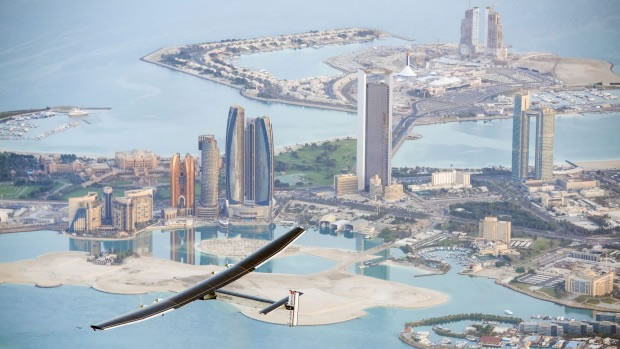 ��ʿ̫���ܷɻ���̫���������š���Solar Impulse 2���ڰ�����˳����ɵ�3���Է�