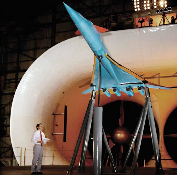 美国宇航局成立100周年:仍然是全球航空航天工业的领头羊