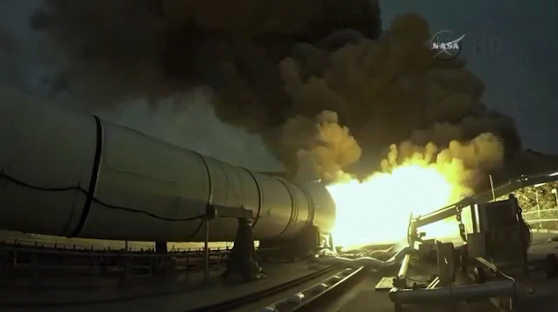 ��������ֳɹ������������ػ����̫�շ���ϵͳ��(Space Launch System)