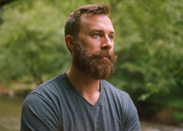 不少男士喜欢留胡须,但那却是数千细菌的温床。