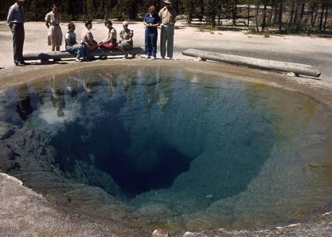 ǣţ����Ȫ��Ȫˮԭ����ε��ɫ