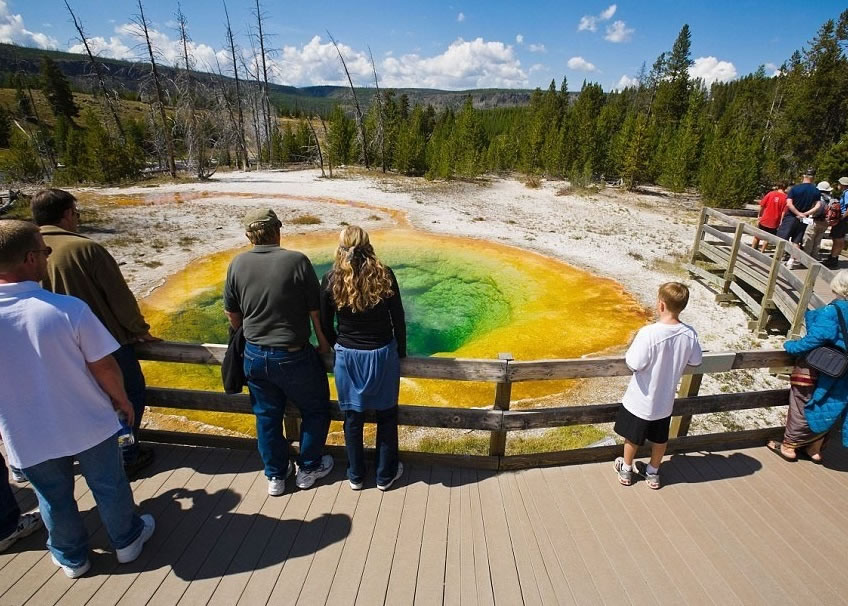 �����˰ѵ�����Ȫ������Ը�أ���Ӳ������Ȫ�С�