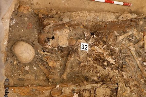 《唐吉诃德》作者塞万提斯骨骸在西班牙马德里修道院内发现