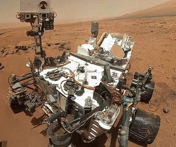 美国太空总署从“好奇号”(图)火星车收集到的样本中,得到火星表面存在氮的证据。