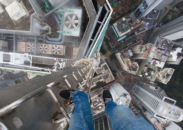 ��л��˹��������;�У���ʱͣ���Ĵ�������