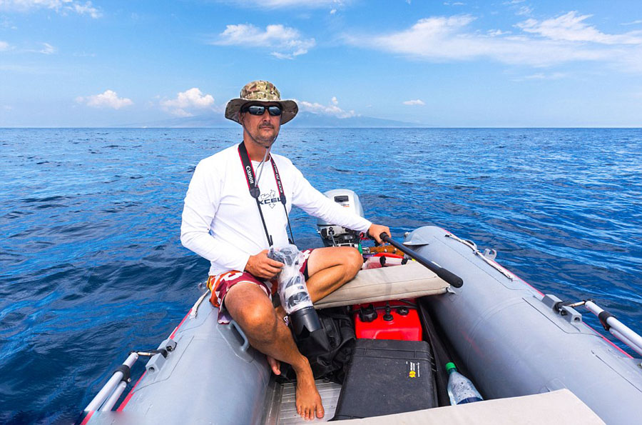 Ұ��������ӰʦJon Cornforth�������ĵ���׽����ͷ������ͷ��ͬʱԾ������������