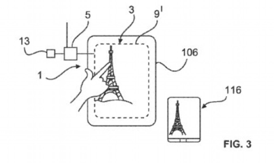 这种舱壁膜完全透明,让乘客欣赏到开放式的全景景观。舱壁还会根据光照条件发生改变。弹出式全息游戏显示和舱内娱乐都由乘客体温驱动。