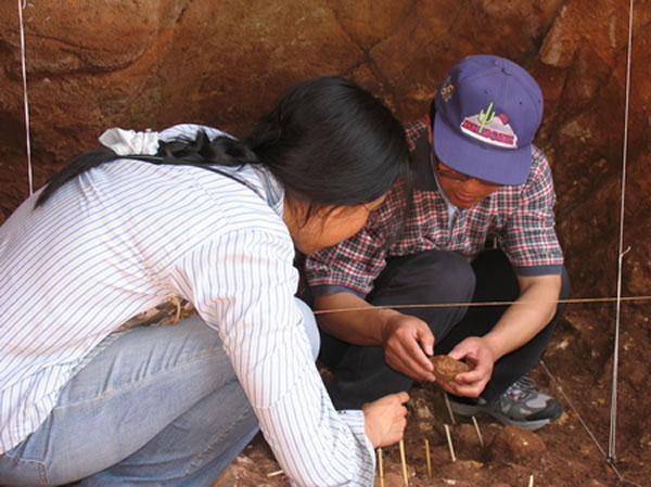 高星2006年在富源大河遗址发掘