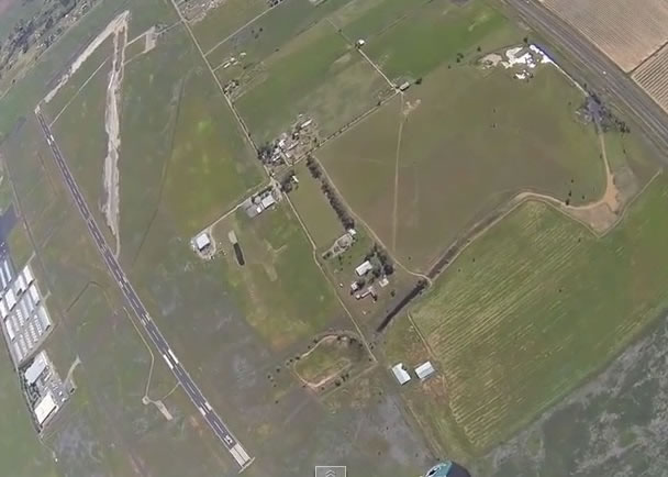 ���һ���������������������е������ʹ�ؾ����۵ס�