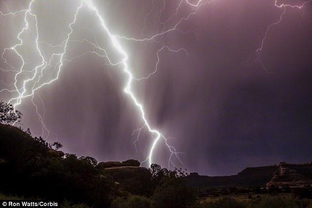解析太阳与雷霆赛季交锋背后的战术博弈与未来走向
