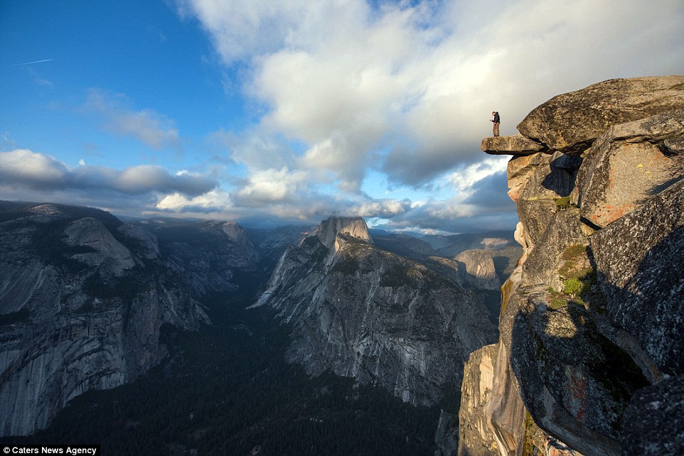 “冰川点”的景色十分迷人,人们可以看到对面山脉的景色。