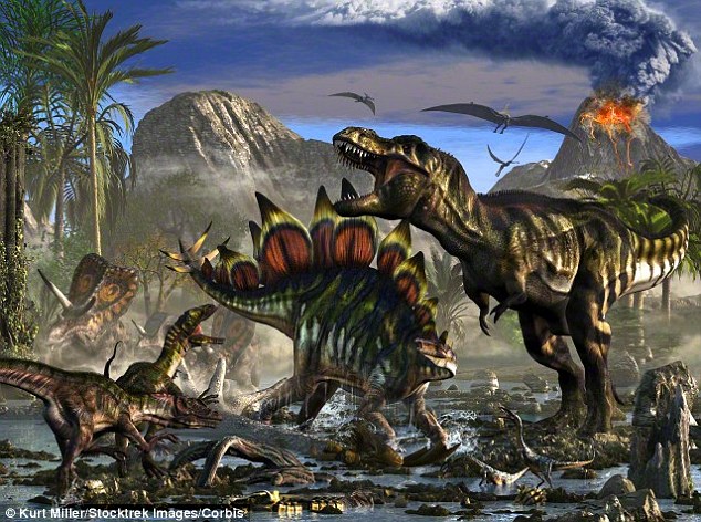 人类的生存时代比剑龙更接近霸王龙:尽管剑龙和霸王龙都是恐龙世界的成员,但是它们从未生活在同一时期,剑龙生活在侏罗纪时期,大约在8000万年前灭绝,霸王龙于850