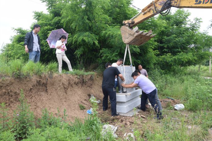 洛南盆地旧石器地点群保护标志碑安装完成