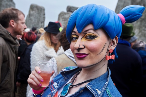 һ��Ůʿ�Կ�ͨ�ɰ���������