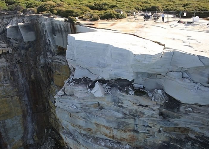 “豆腐岩”是澳洲著名景点