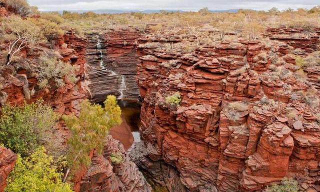 ѧоʾһԪض25ǰ΢³´лĲ