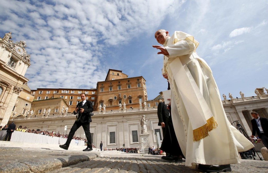 ٸԵʥ˵ù㳡ڷøһǰʱ⡣Ϊ̬ʥͽĽڣһֱﷴԻ񻯣ڰ͢ŵ˹˹