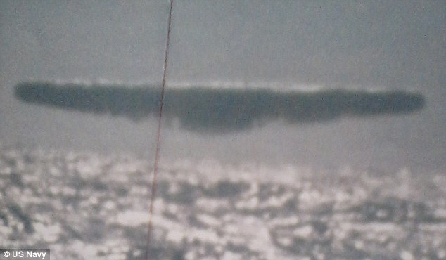 美军潜艇“海参号”(USS Trepang SSN 674)摄于1971年的UFO照片在网上惹热议