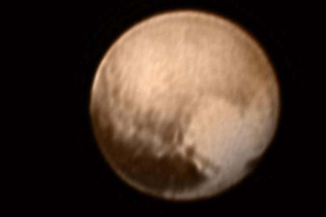 ڤ������1930��������֣�����������ѧ����Ϊڤ������һ��̫��ϵ��Ե�Ĺ¶�����