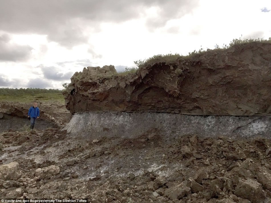 ƬʾǷ˹ڼB2λѧ˵ЩɽڵγɺʮָӡӲ緢γһЩΧɽڵСɽڡɽںһ