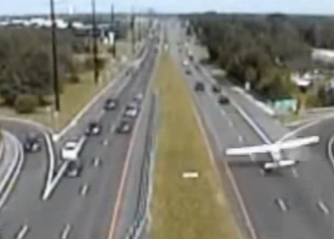 С�ͷɻ���ʧȥ���������ȼ������ٹ�·��