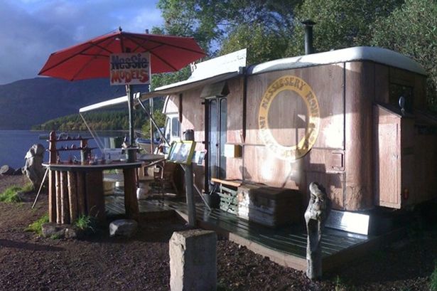 ʷ�ٷ�28���Ժ���Ծ�����װ������ͼ�鳵Ϊ�ң���ס����˹���Ϸ���ģ�ͣ���������˹�������Լ�ҹ��׷Ѱ��ϣ���ܷ���ˮ�ֵ��ټ���