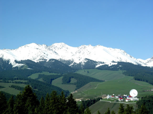 新疆天文台为“中国梦—天文梦”的实现做出更大贡献