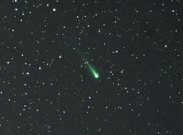 生命起源于彗星或者小行星对地球的撞击说法获得新支持