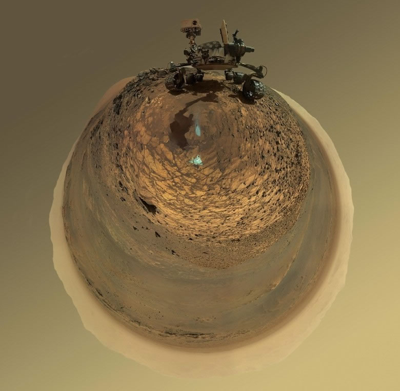 “好奇号”懂得低角度拍摄