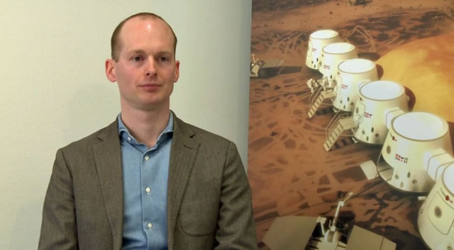 火星一号公司CEOBas Lansdorp认为火星殖民地项目目前最大的困境在于资金不足