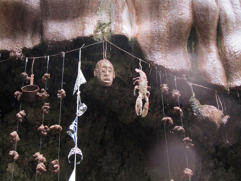 Ӣ����Լ�˿��ɶ�˹������ºӺӰ�����Ȫ�� ���κνӽ���������ʯ��