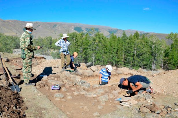 俄罗斯阿尔泰山发现一具有1500年历史的婴儿木乃伊 与Bulan-Kobinskaya文化有关
