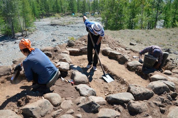 俄罗斯阿尔泰山发现一具有1500年历史的婴儿木乃伊 与Bulan-Kobinskaya文化有关