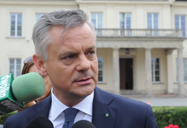 Τ˹߳ƿɴԽص׵״ĵõĻӰ