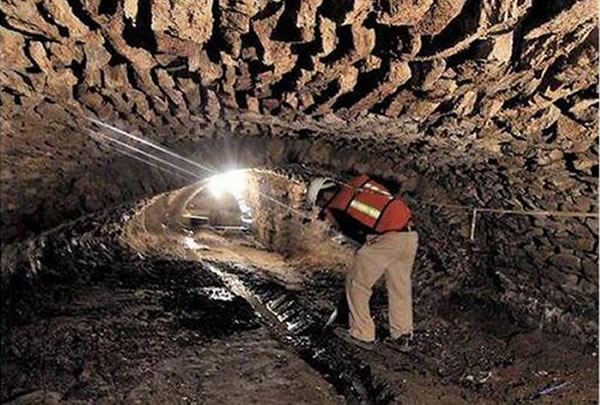 墨西哥中部城市普埃布拉发现埋藏500年之久的古老隧道