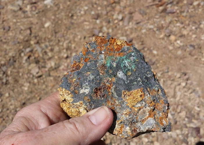 �����洦�ɷ��ֿ�ʯ